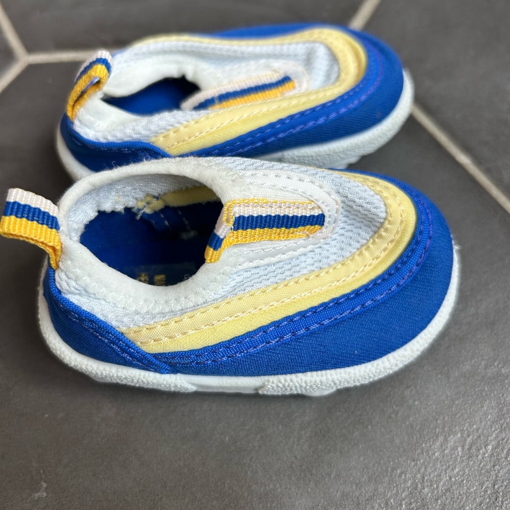 Infant Water Shoes size 1